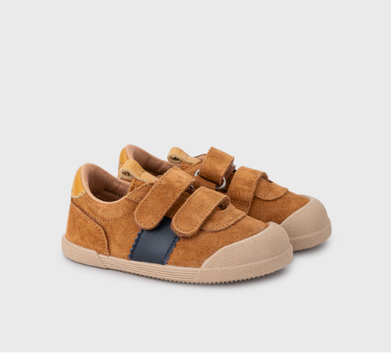 deportivas respetuosas horma ancha Igor Berlín mostaza piel serraje